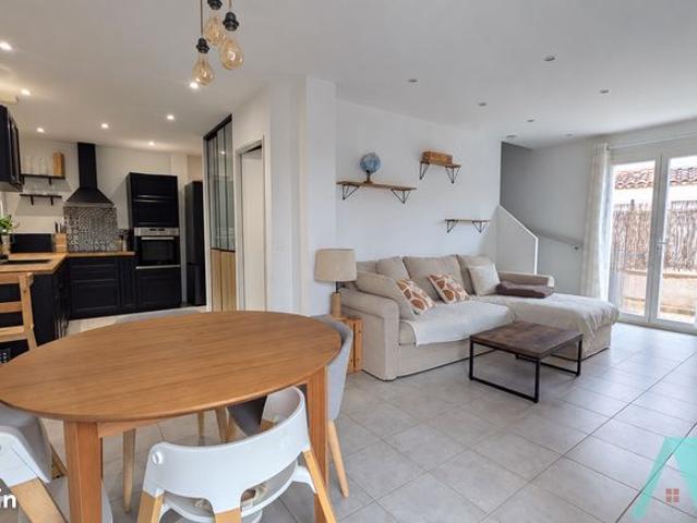 Maison vente à Arrondissement de Toulon, Le Beausset