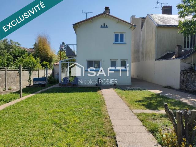 Maison vente à Parthenay, Champdeniers-saint-denis