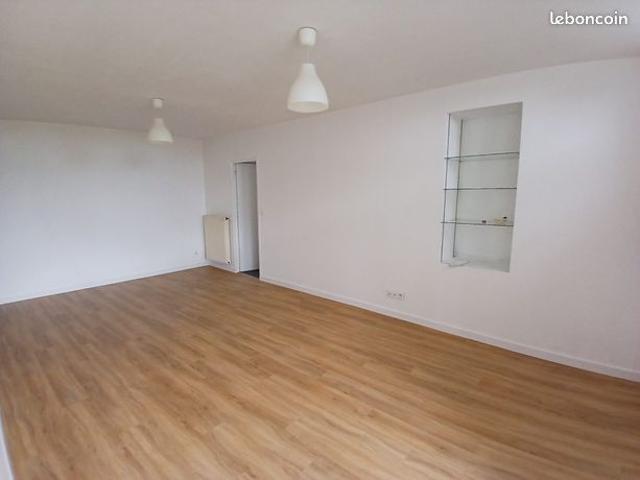 Maison vente à Laval, Ahuillé