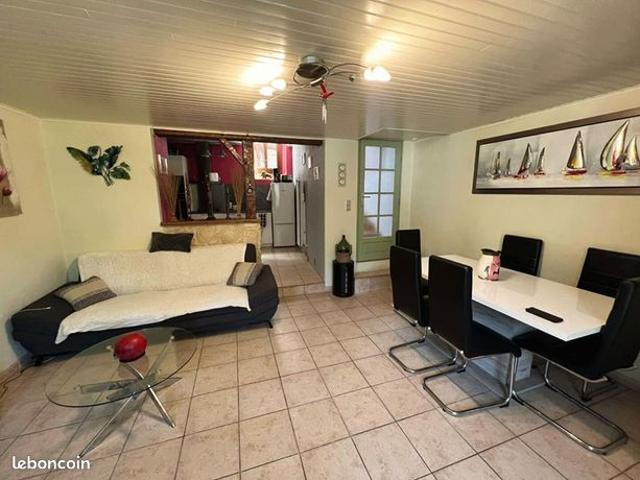 Maison vente à Nontron, Lempzours
