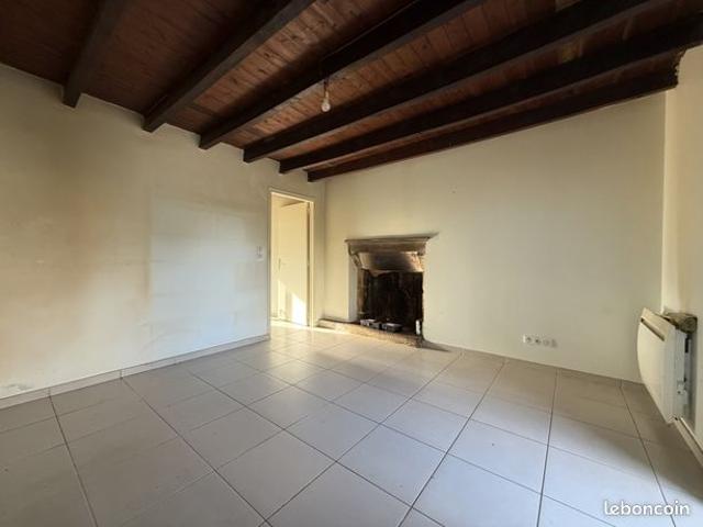 Maison vente à Bourg-en-Bresse, Saint-etienne-du-bois