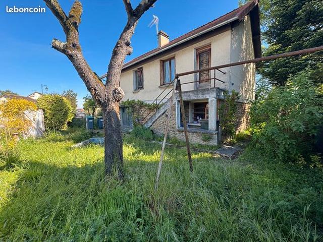 Maison vente à Évry, Yerres