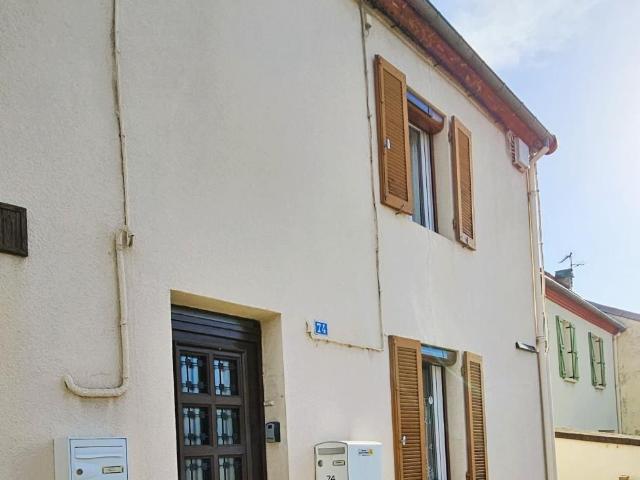 Maison vente à Montluçon, Désertines