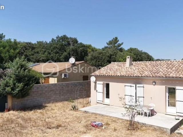 Maison vente à Nîmes, Tresques