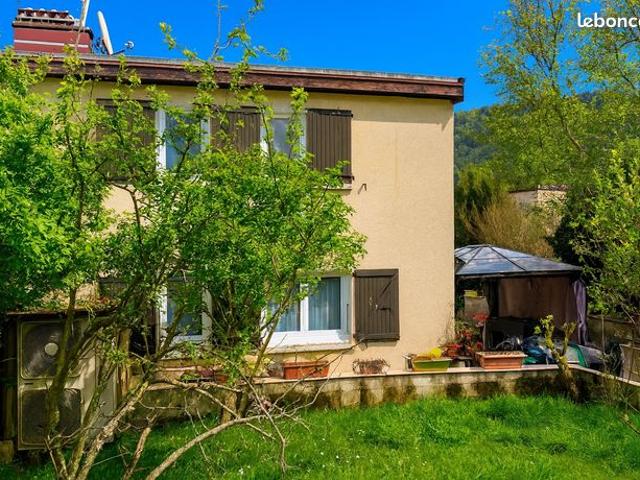 Maison vente à La Tour-du-Pin, Saint-bueil