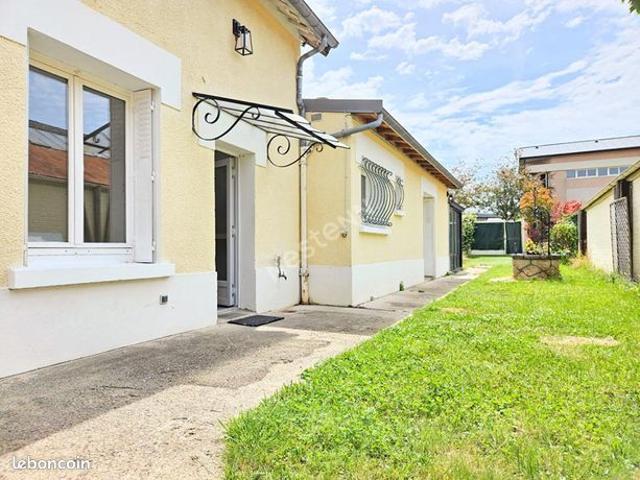 Maison vente à Pontoise, Marines