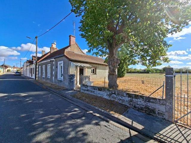 Maison vente à Saint-Amand-Montrond, Le Châtelet