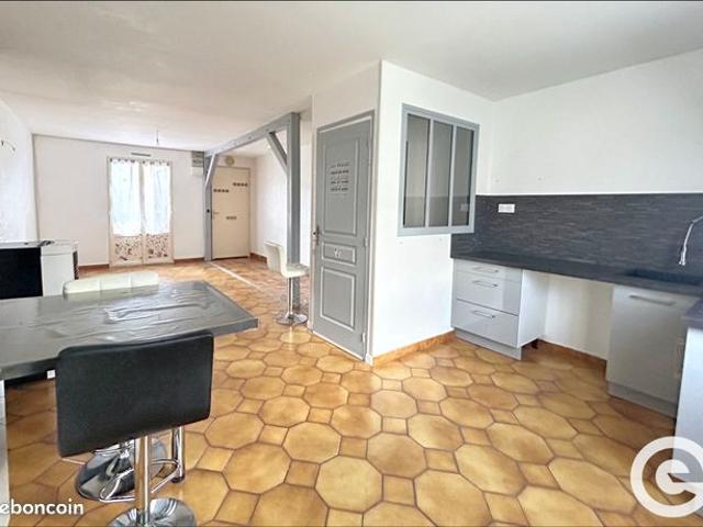 Maison vente à Saint-Martin-du-Tertre, Yonne
