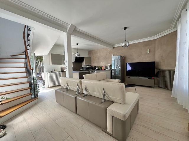 Maison vente à Saint-Denis, Saint-denis