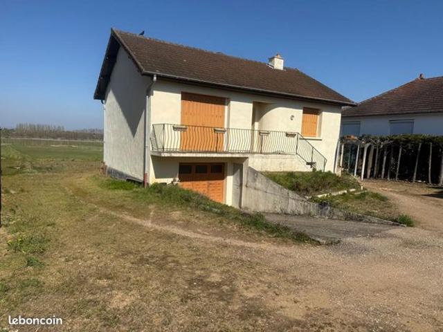 Maison vente à Châteauroux, Saint-marcel