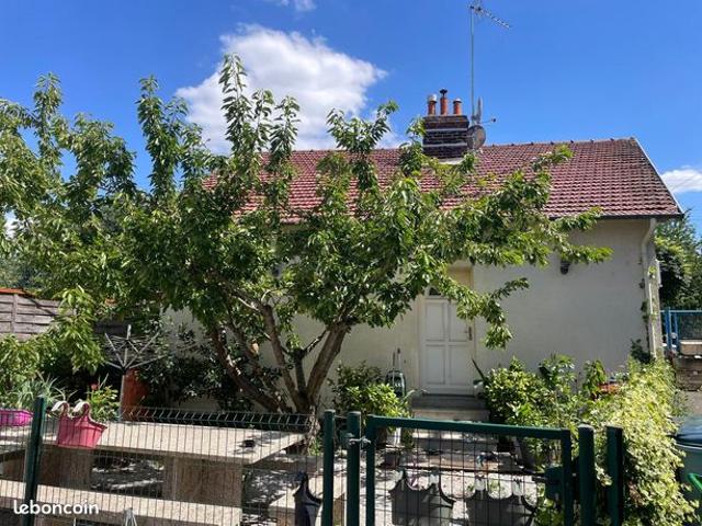 Maison vente à Pontoise, Persan