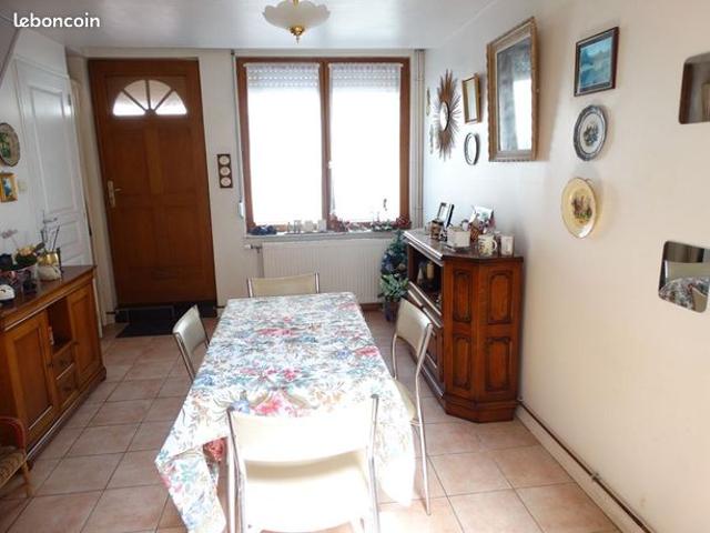 Maison vente à Lille, Santes