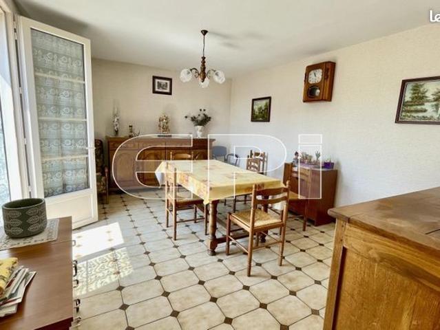 Maison vente à Saint-Varent, Deux-Sèvres