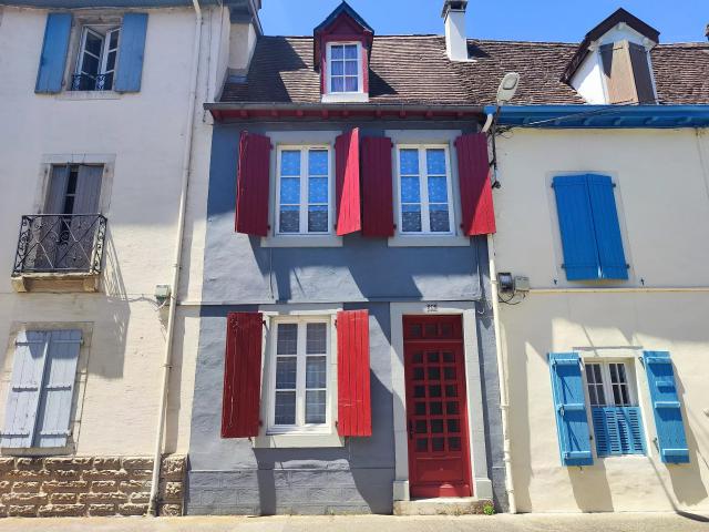Maison vente à Oloron-Sainte-Marie, Salies-de-béarn