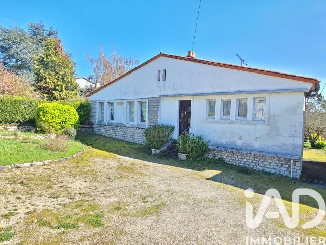 Maison vente à Champ Four, Civray