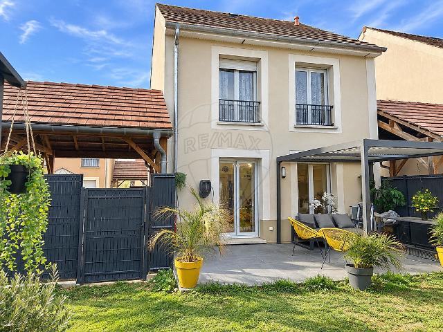 Maison vente à Zone Hôtelière de Saint-Witz, Saint-Witz