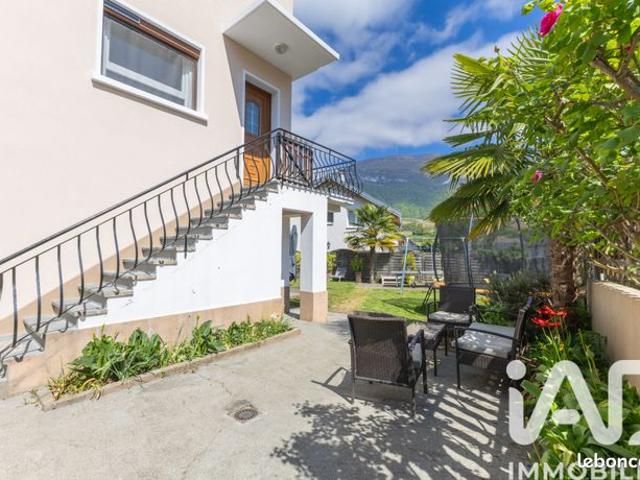 Maison vente à Chambéry, Saint-jeoire-prieuré