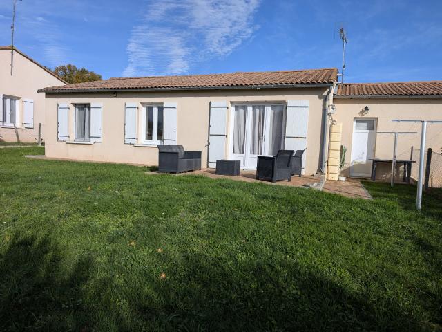 Maison vente à La Chapelle-des-pots, Charente-Maritime