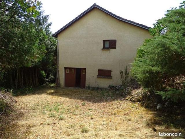 Maison vente à Saint-Claude, Lect
