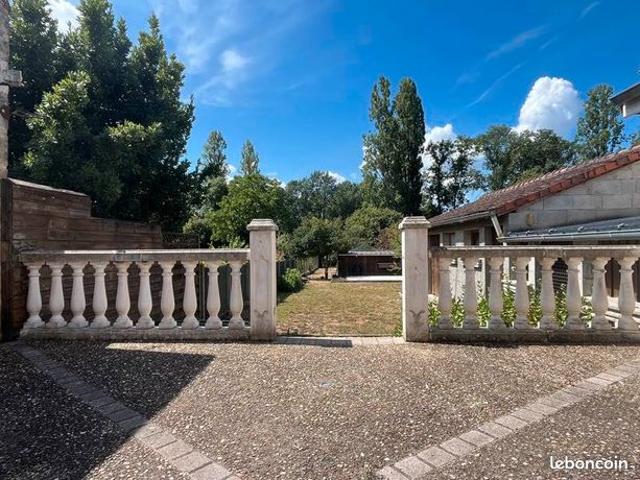 Maison vente à Loches, Abilly