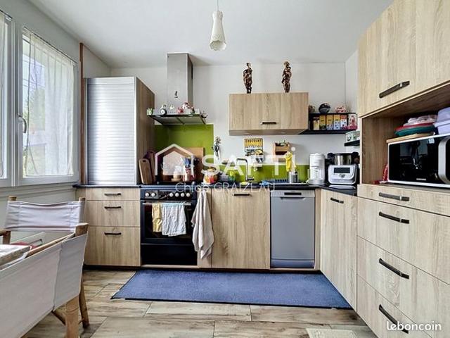 Maison vente à Bressuire, L'absie