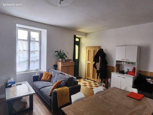 Maison vente à La Roche-sur-Yon, Mortagne-sur-sèvre