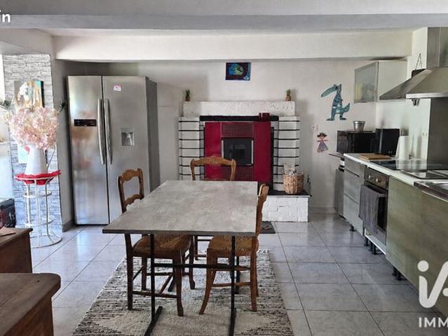 Maison vente à Beaufort-en-Anjou, Maine-et-Loire