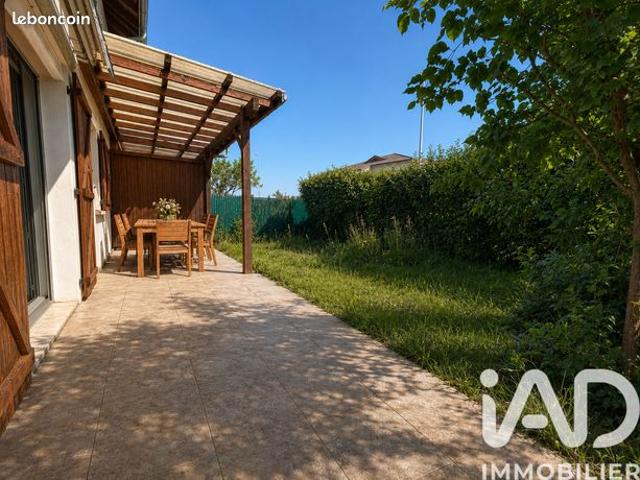 Maison vente à Saint-Julien-en-Genevois, Ville-la-grand
