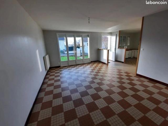Maison vente à Bressuire, Saint-jean-de-thouars