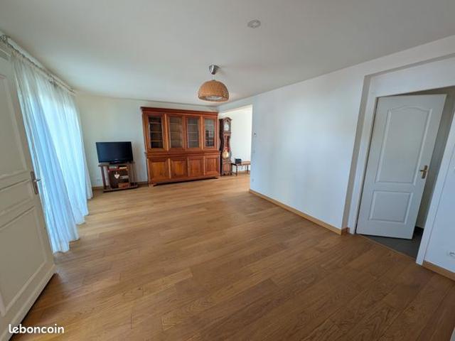Maison vente à Versailles, Les Clayes-sous-bois