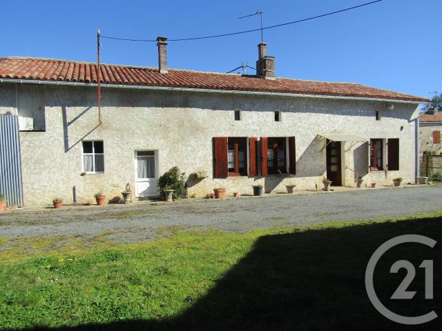 Maison vente à Confolens, La Forêt-de-tessé