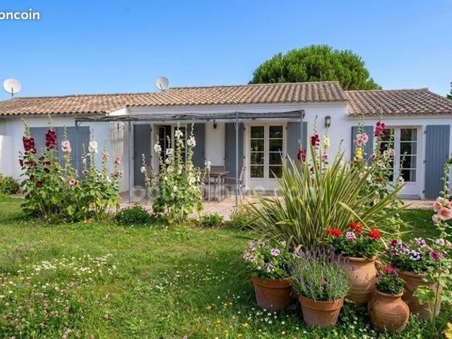 Maison vente à La Rochelle, Loix