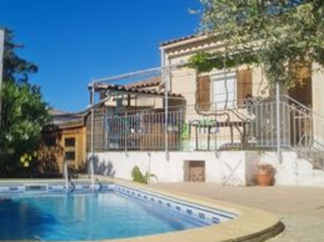 Maison vente à Nîmes, Collias