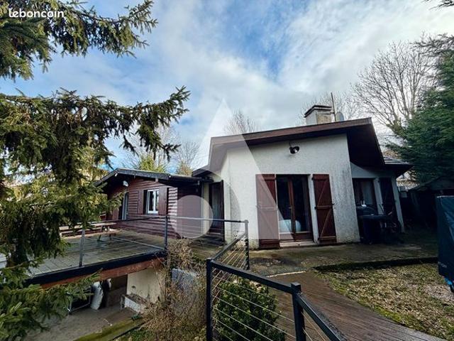 Maison vente à Dijon, Pasques
