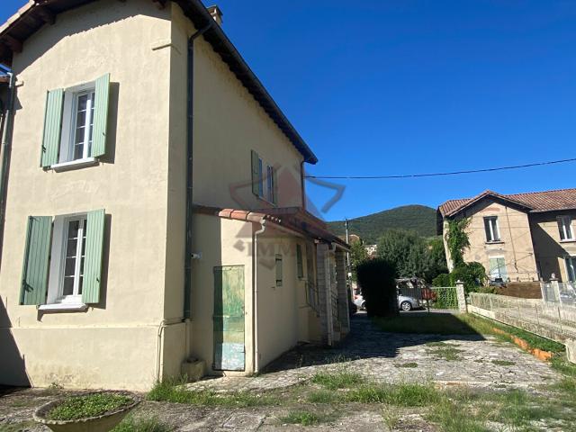 Maison vente à Alès, Saint-jean-de-valériscle