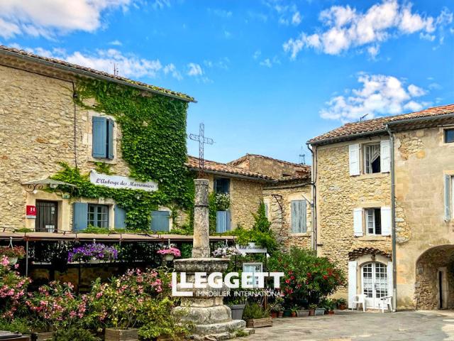 Maison vente à Nîmes, Lussan