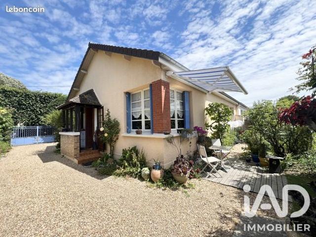 Maison vente à Versailles, Trappes
