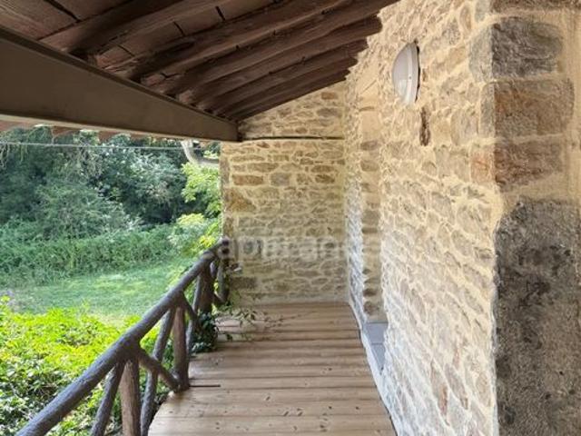 Maison vente à Mâcon, Berzé-la-ville