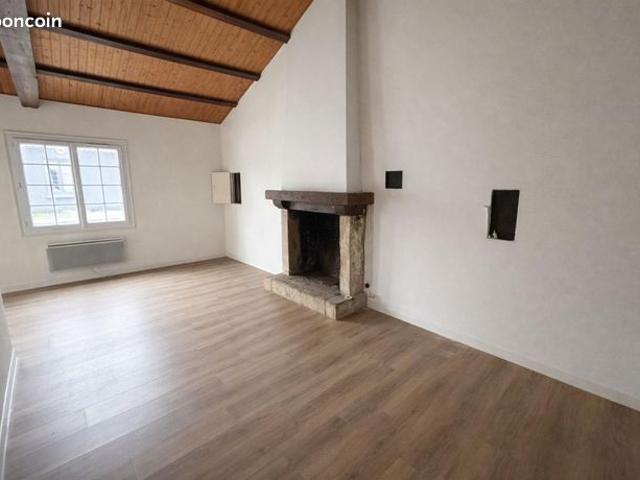 Maison vente à Niort, Bouin