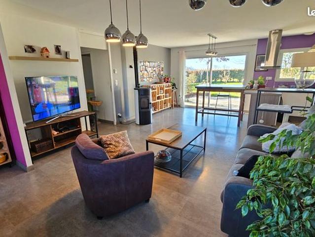 Maison vente à Bourg-en-Bresse, Saint-etienne-du-bois