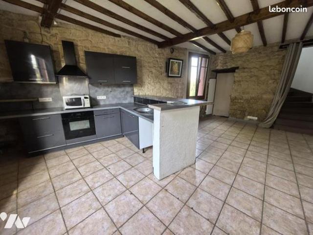Maison vente à Pontoise, Us