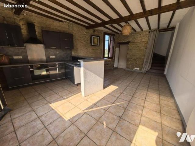 Maison vente à Pontoise, Us