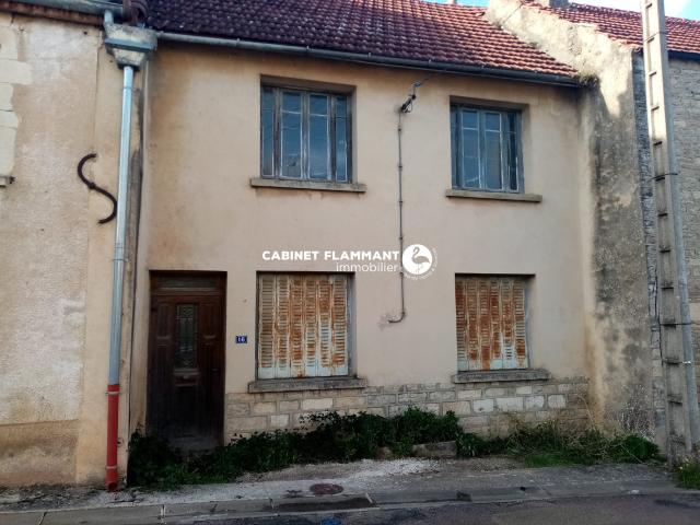 Maison vente à Montbard, Crépand