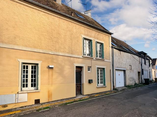 Maison vente à Mantes-la-Jolie, Houdan
