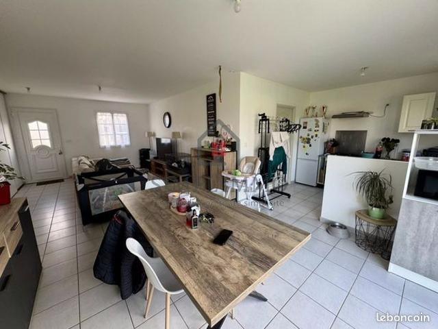 Maison vente à Saintes, Pont-l'abbé-d'arnoult