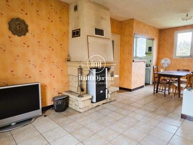 Maison vente à Nontron, Saint-pierre-de-frugie