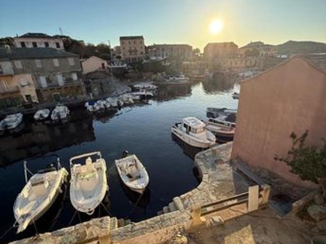 Maison vente à Bastia, Centuri
