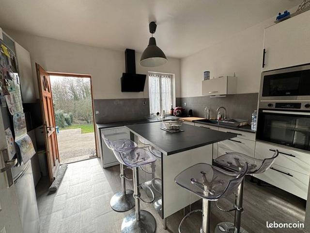 Maison vente à Saint-Quentin, Pithon