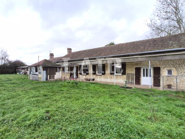 Maison vente à Alençon, Courtomer