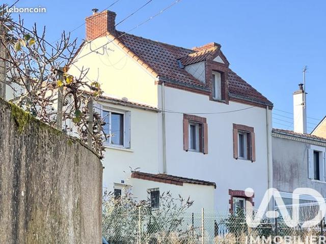 Maison vente à Lure, La Montagne